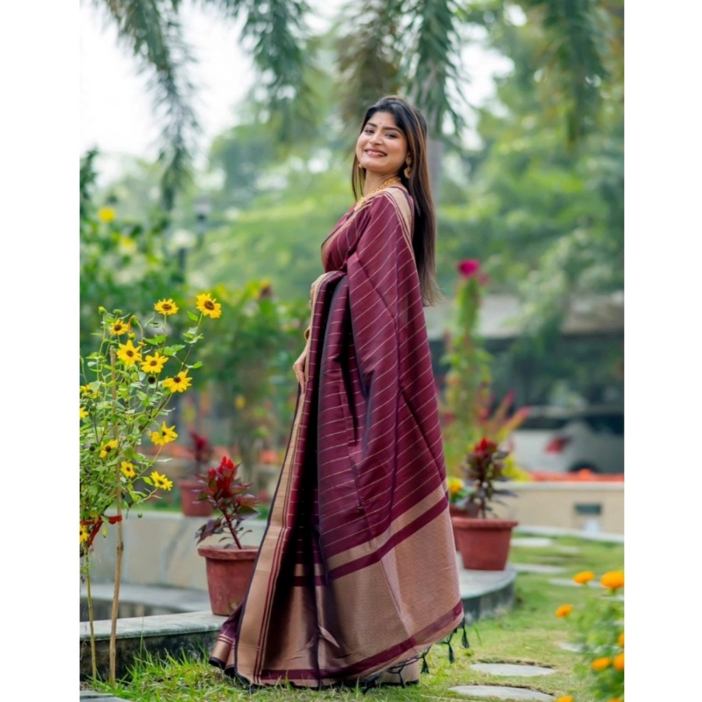 Generic Women's Silk Printed Saree With Unstitched Blouse 5.5Mtr (Maroon) - Image 2