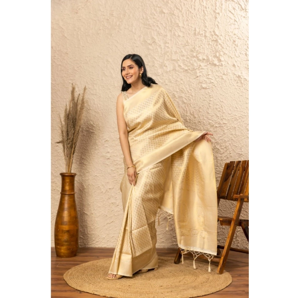 Generic Women's Silk Printed Saree With Unstitched Blouse 5.5Mtr (Gold) - Image 3