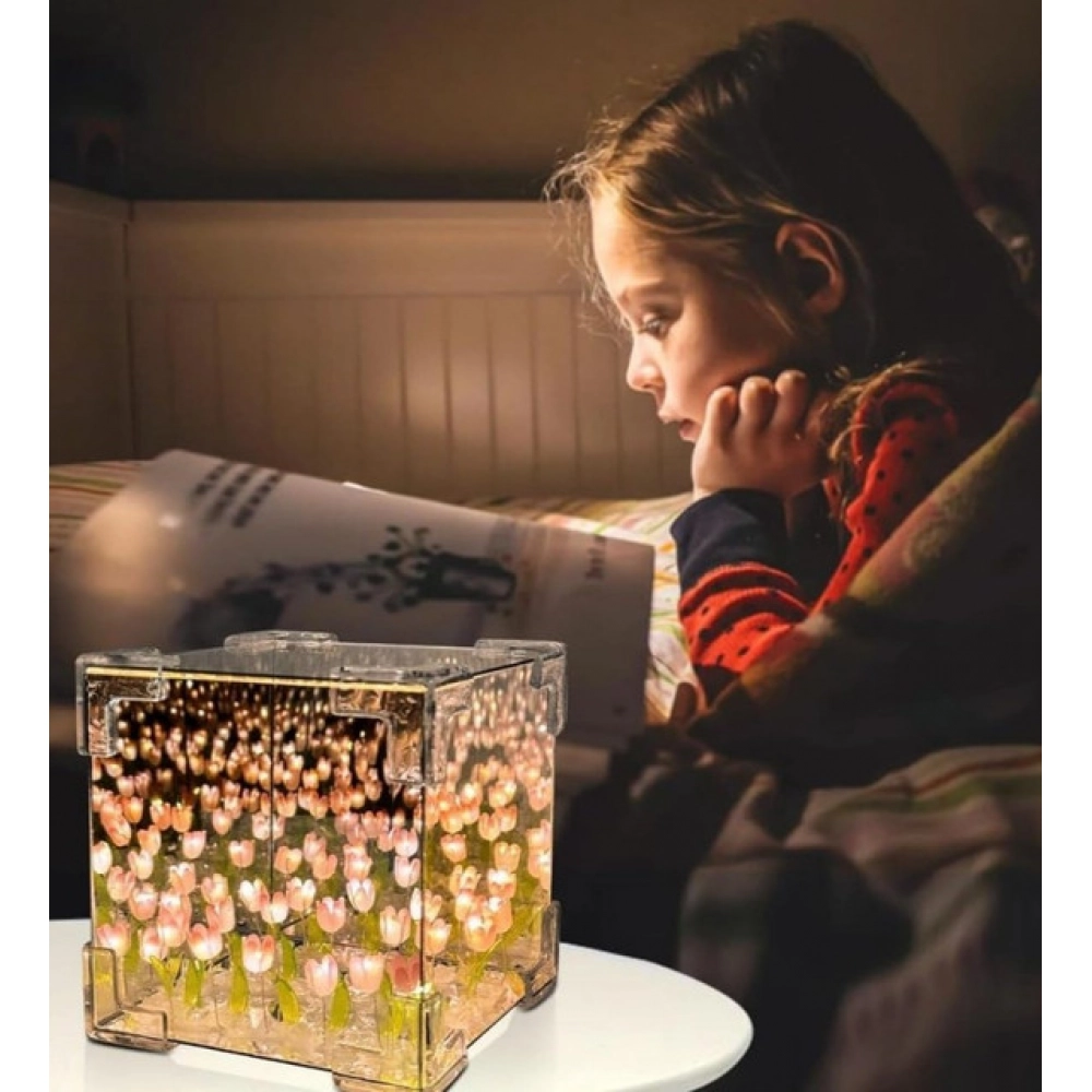 Generic Cube Tulip Lamp (Multicolor) - Image 4